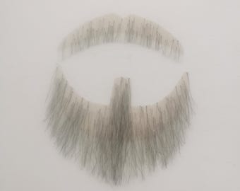 Perilla de aspecto realista color sal y pimienta, barba de hombre. Encaje. Vello facial hecho a mano, bigote. Peluca para disfraz.