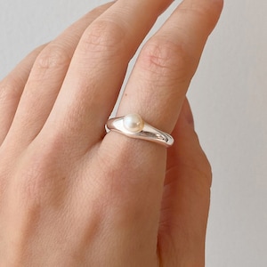 COCO - Pearl Ring 925 Sterling Silver • 18K Gold Open Ring • Adjustable Dainty Minimalist Ring • Simple Everyday Jewelry Gift for Her