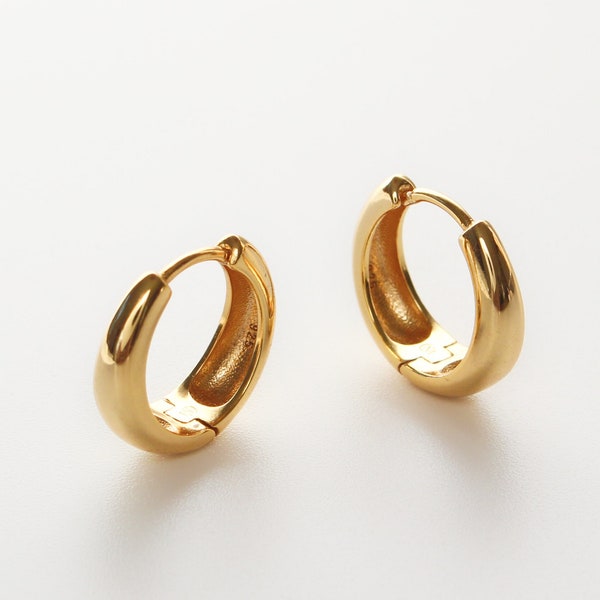 18 karat Gold Vermeil Hoops Earrings  ∙ New version ∙  Huggies Gold Hoop ∙ 18mm Outside ∙ Mother's Day Jewelry ∙ Hypoallergenic ∙ WATERPROOF