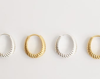 SELENA - Minimal Twisted Hoops in 925 Sterling Silver Filled ∙ 18k Gold Daily Wear Earrings ∙ Croissant Hoop