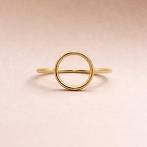 Anillo redondo abierto chapado en oro de 14k resistente al deslustre ∙ Anillo circular para nudillos para mujer ∙ Joyería Karma ∙ Regalo para ella ∙ 1/20 de oro auténtico de 14k