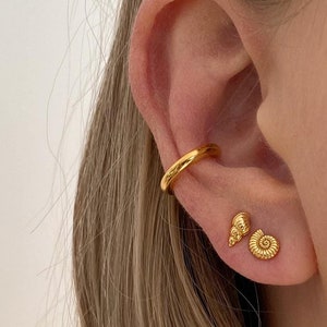 Waterproof ∙ 18k Gold Vermeil Simple Thin Band Ear Conch Cuff ∙ Cartilage cuff earrings ∙ Single Band Smooth Silver ∙ No Piercing