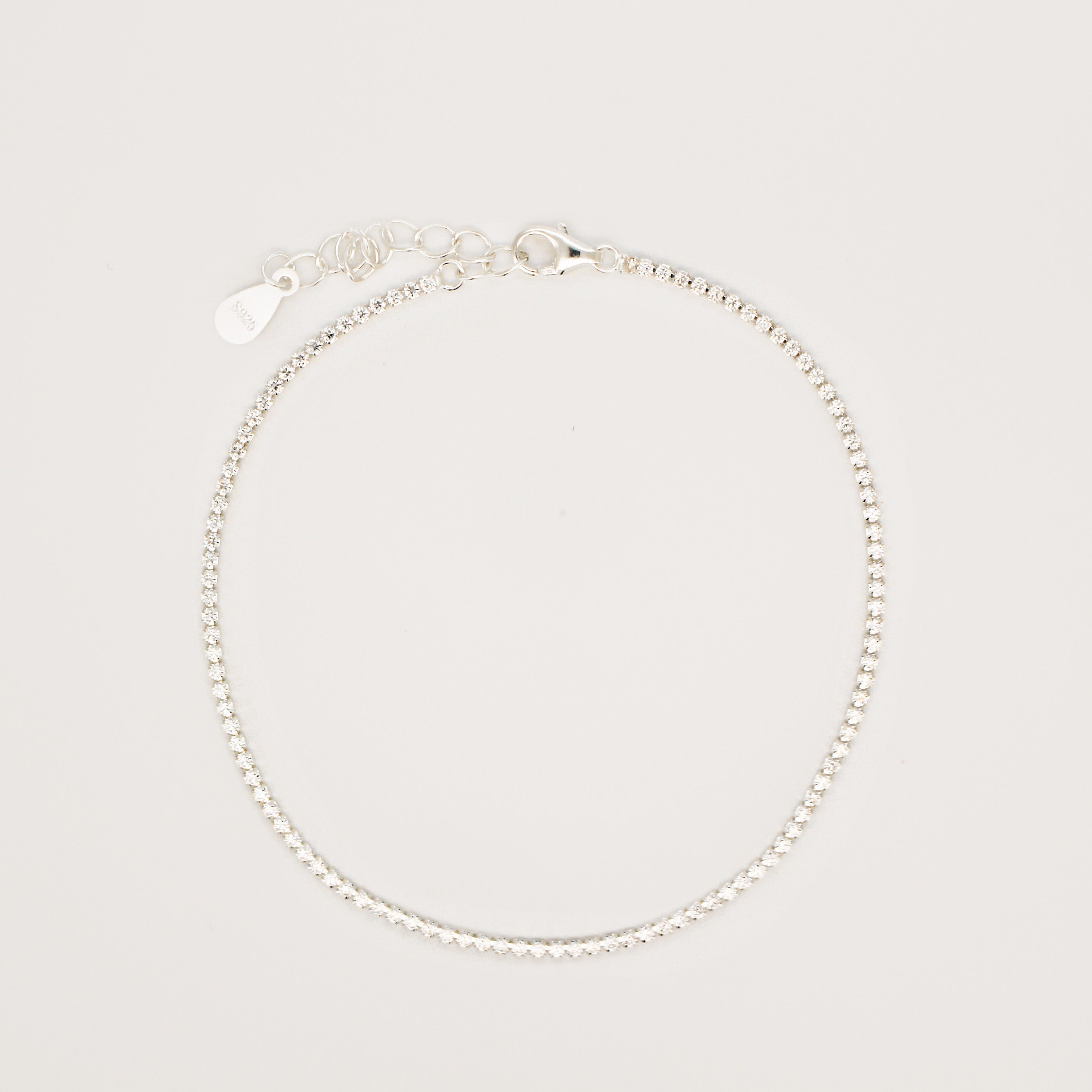 Luxurious Women's Bracelet in 925 Sterling Silver ∙ Row of Luxurious Women's Bracelet in 925 Sterling Silver ∙ Row of