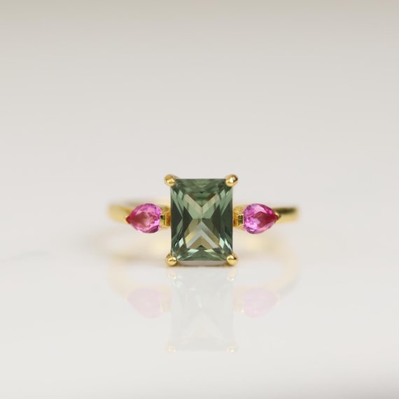 Green Emerald Cut Ring 18K Gold Vermeil · Pink Gemstone Ring · Engagement Ring · Unique Design Wedding Ring · Adjustable Ring - Audrey