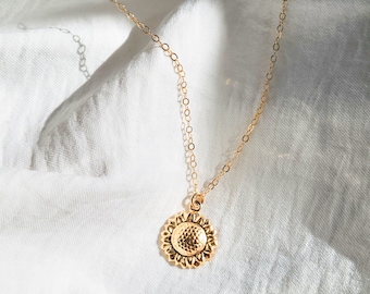 14K Gold Filled Necklace | Sunflower Necklace pendant | Water resistant | Gold layering necklace | Gift for women | Daisy Necklace