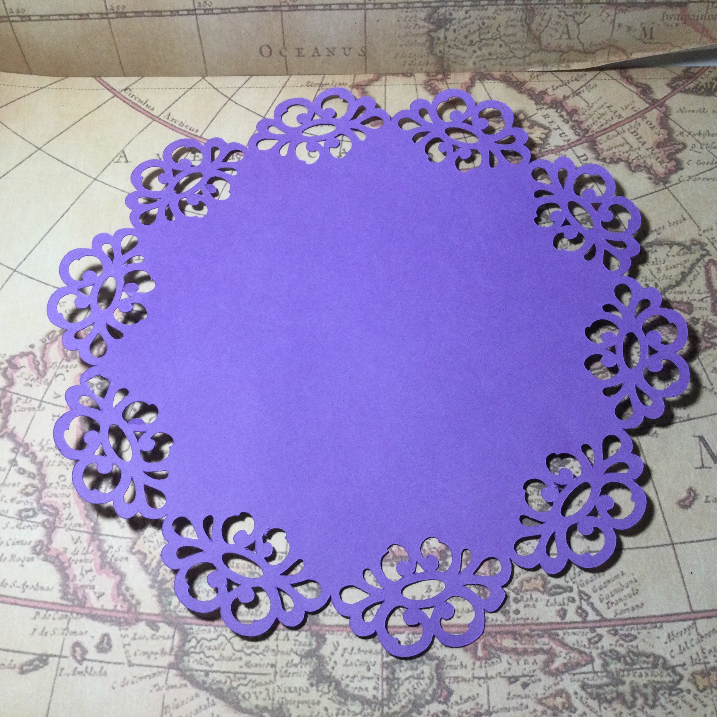 PAPER DOILIES/COASTERS. Set of Six 6. A Beautiful Decorative Etsy