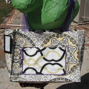 Fiona Tragetasche: Mandala-Muster, Lila Schleifenband & Schlüsselhalter