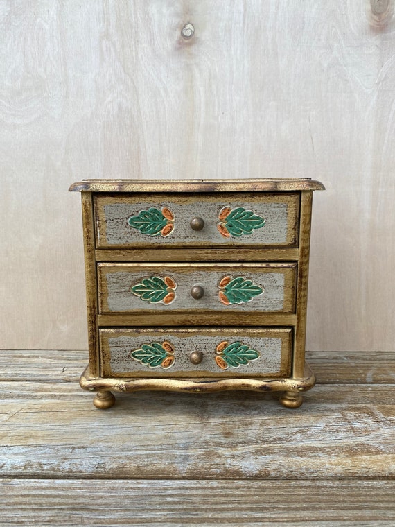 Vintage jewelry box / Wooden jewelry box organizer
