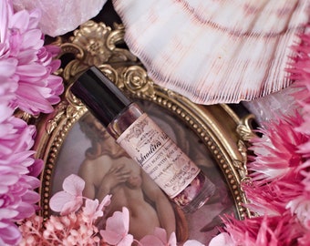 Aphrodite’s Vision Luxury Ritual Spell Anointing Oil | Goddess of Beauty Oil | Perfume Roll On Oil | Love Drawing Oil | Wiccan Oil