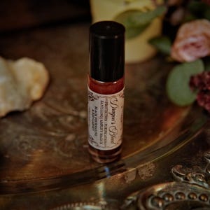 Dragon's Blood Crystal Infused Perfume Oil Roll On | Protection Oil | Strengthen Spells | Red Garnet Crystal Ritual Oil | Anointing Oil zdjęcie 9
