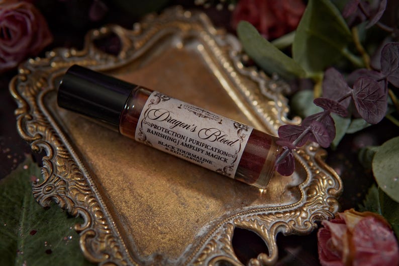 Dragon's Blood Crystal Infused Perfume Oil Roll On | Protection Oil | Strengthen Spells | Red Garnet Crystal Ritual Oil | Anointing Oil zdjęcie 4