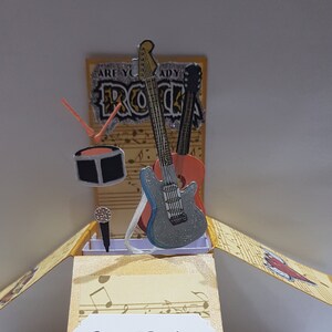 Carte boîte à musique pop-up* Carte pop-up anniversaire*Carte 3D*Carte pop-up pour fils*Carte pop-up guitare*Carte pop-up pour frère*Carte pop-up fête des pères