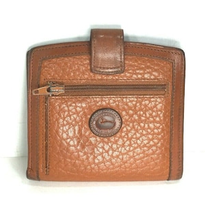 Dooney & Bourke Vintage Women’s Brown Leather Bifold Wallet