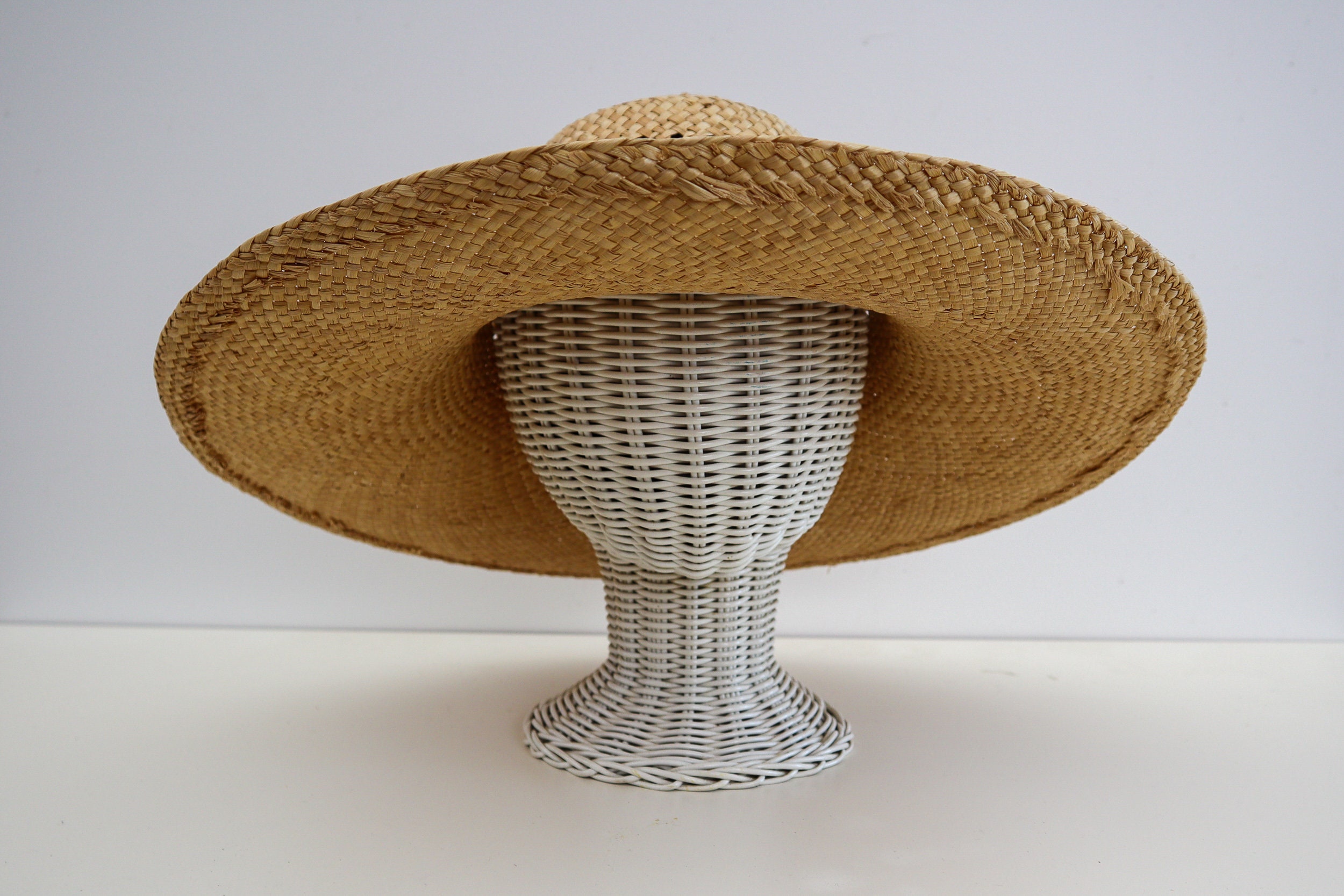 large size straw hats