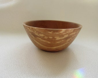 Wood bowl in beech