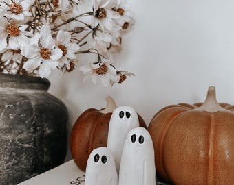 Mini clay ghost