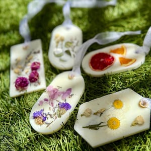 Bulk Soy Wax Sachet - Handmade with Essential Oils & Dried Flowers