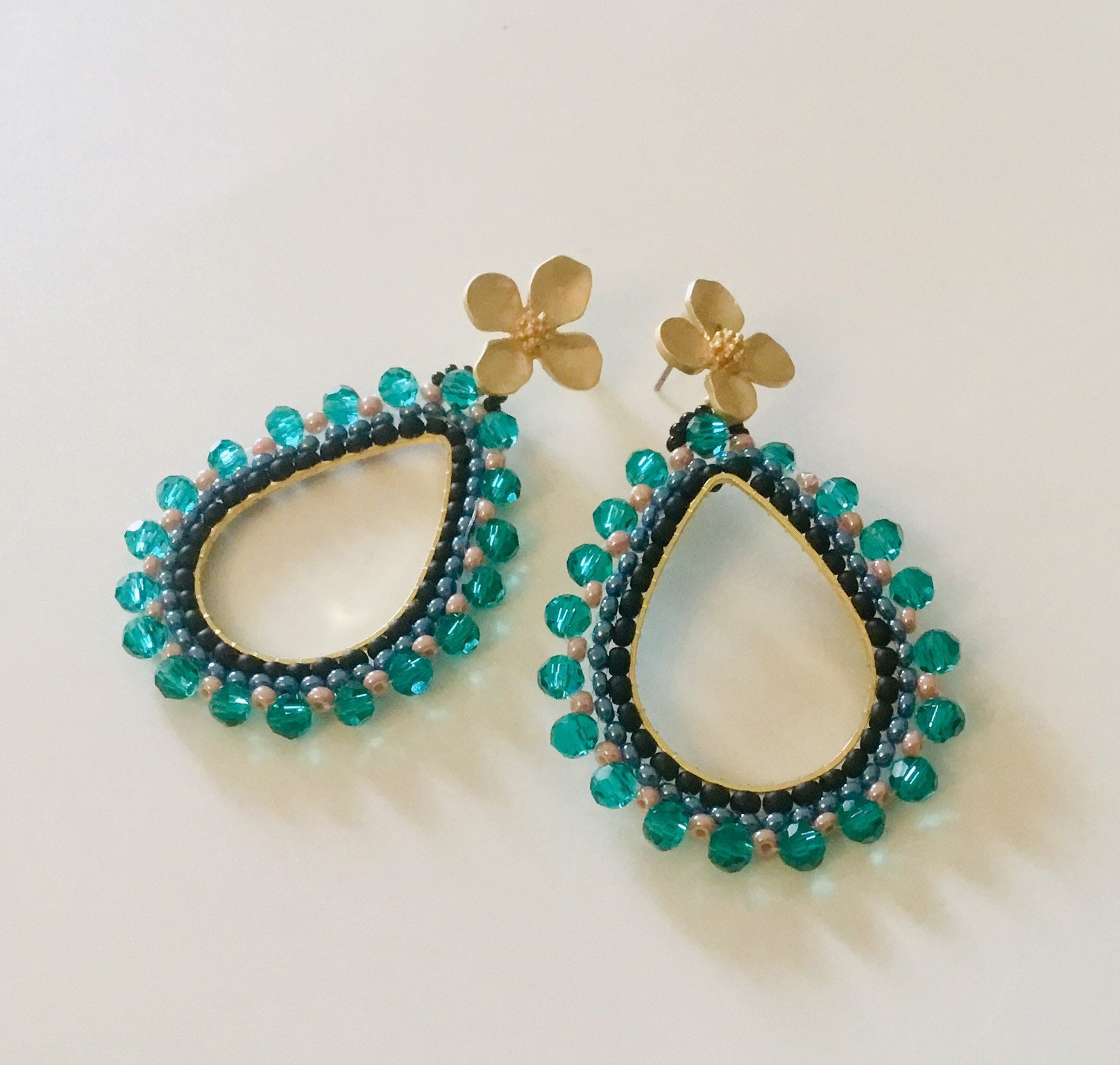 Green - Handmade Beaded Earrings 93
