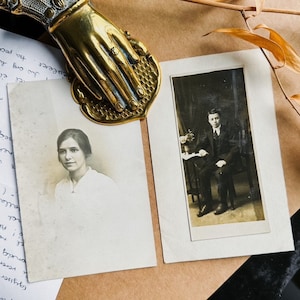 Stare karty ze zdjęciami, kolekcjonerskie pamiątki fotograficzne, antyczne zdjęcia