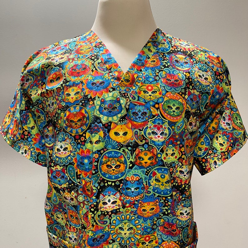 Colorful Cats Custom Made Unisex Men Women Scrub Tops Nursing Uniforms image 1