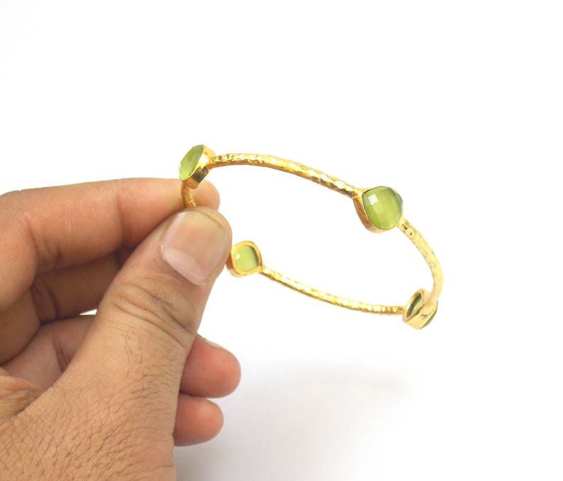 10/% OFF Green Monolisa Heart Gold Plated Jewelry Charm Bangles 8 mm Heart Wedding Bangles Fashion Bangles Ladies Bangles JMI25057