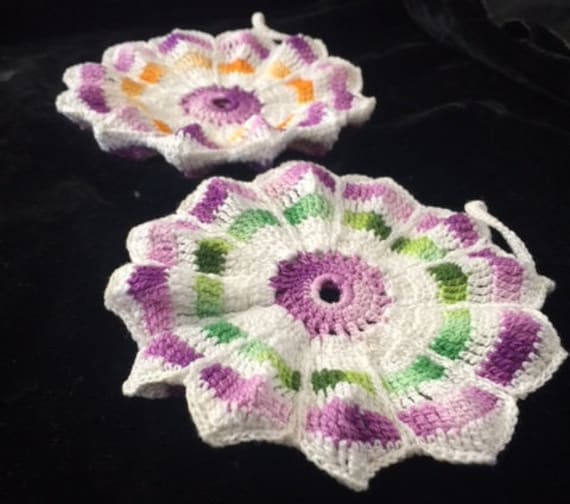 Vintage Crochet PATTERN Pansy Doily Hot Pad Pot Holder