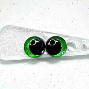 Olhos de segurança lunar de 23 mm Lochness metálico verde pintado à mão pronto para envio