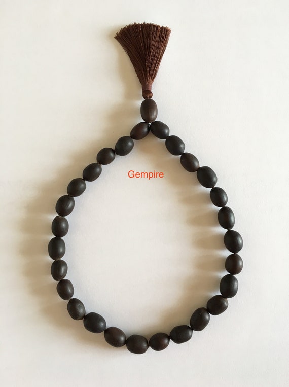 Buy Rudraksha Mala Bracelet 10-11 Mm 271 Prayer Beads Knotted Rudraksha  Bracelet 5 Mukhi, Rudraksha Quarter Mala Rosary, India Hindu Wrist Mala  Online in India - Etsy