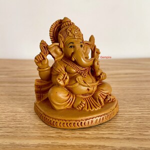 Ganesha Statue 2.6 / 3 India God Statue Lord Ganesh Idol, Hindu God Statue, India Elephant God Ganesh Figure Religious Prayer Home Decor image 2