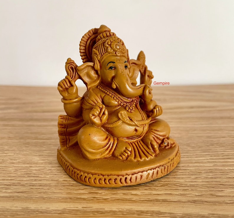 Ganesha Statue 2.6 / 3 India God Statue Lord Ganesh Idol, Hindu God Statue, India Elephant God Ganesh Figure Religious Prayer Home Decor image 2