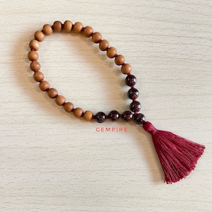 Sandalwood - Garnet Mala Bracelet 27+1 Beads 8 mm, Sandalwood Mala Bracelet, Quarter Mala Prayer Beads Meditation Wrist Mala Rosary Beads