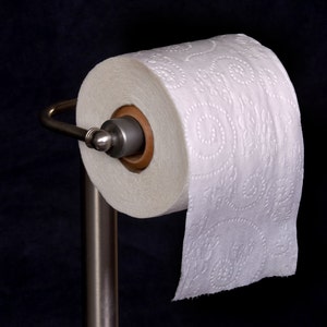 Smooth TP Handgefertigter Holzrollenhalter für Toilettenpapier Bild 5