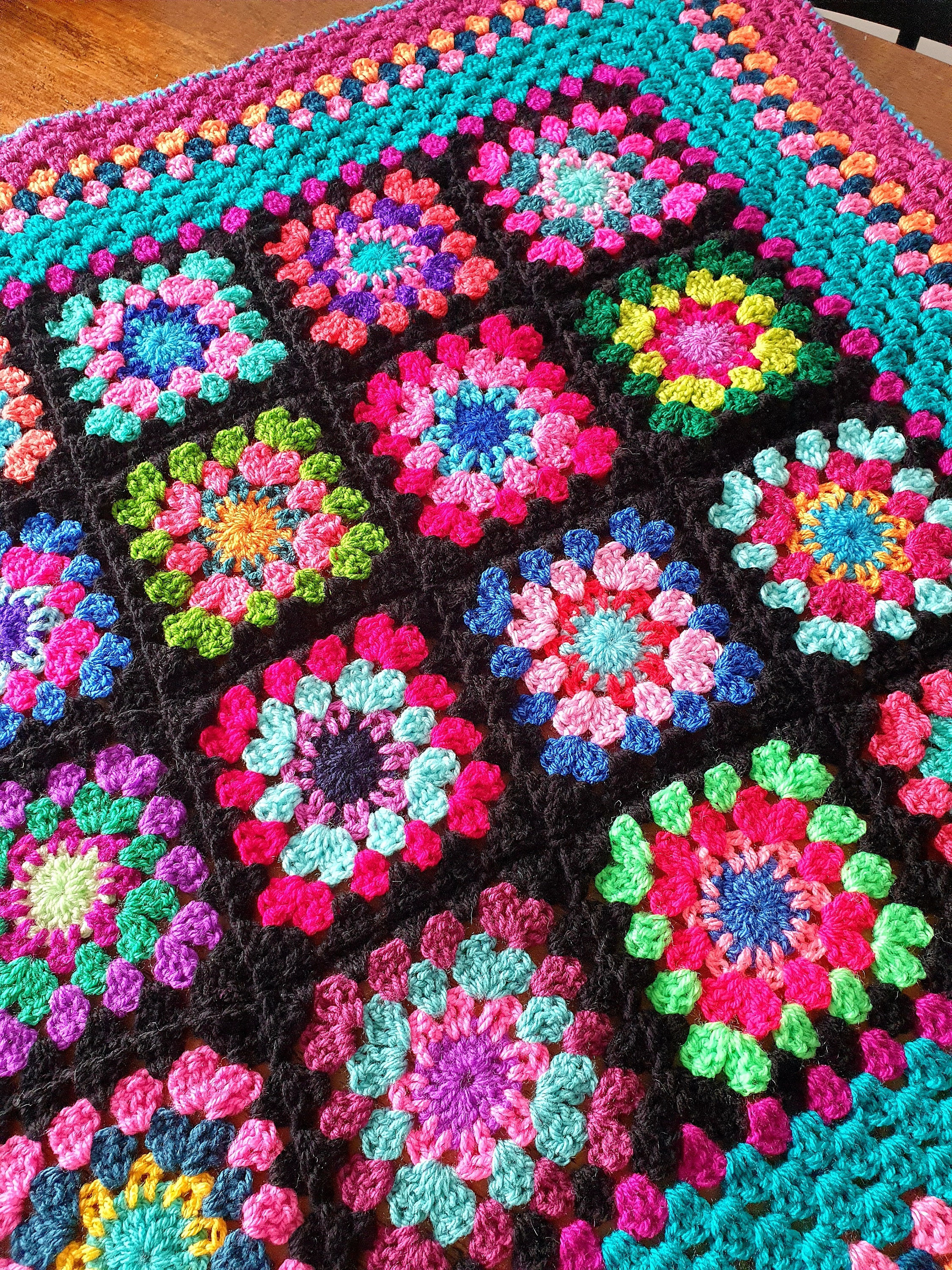Handmade Brand NEW Classic Retro Style Granny Square Crochet picture