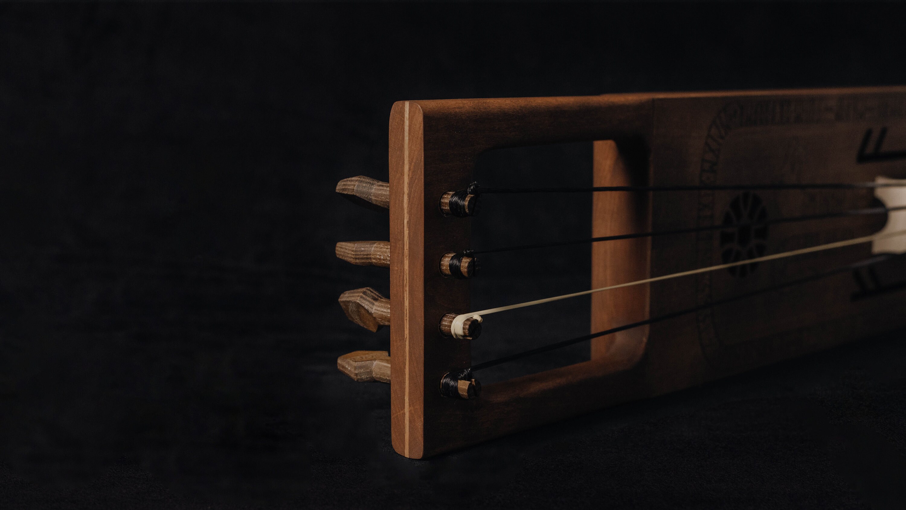 Tagelharpa タールハルパ Talharpa 北欧　民族楽器ヴァイキング Tagelharpa / Talharpa 