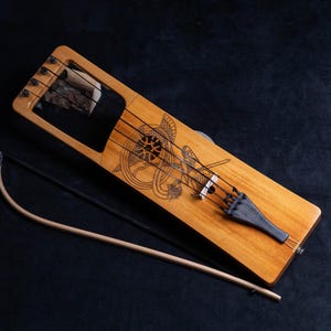 Tagelharpa / Talharpa "Sigurd and Fafnir"