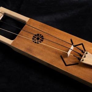 Three strings Tagelharpa/Talharpa bowed lyre
