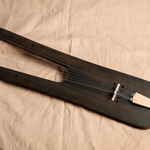 Trossingen lyre Black