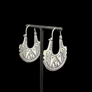 Boho earrings engraved with ethnic patterns / silver plated / Ethnic boho jewelry India