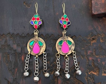 Boucles d'oreilles vintage Kuchi, piece de monnaie ancienne et verre rose, vert et bleu / Bijoux bohème ethnique Boho afghan