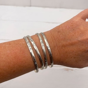 Berberarmband graverat med etniska motiv / Södra Marocko / Boho etniska smycken