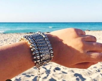Boho cuff bracelet engraved with ethnic motifs, Boho jewelry