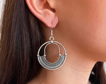 Silver earrings engraved ethnic patterns / Boho ethnic boho jewelry