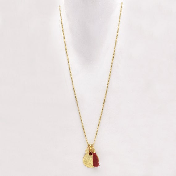 Dreamland jewelry shop pendants