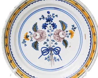 18thc. English Delft 12&quot; Polychrome Charger - London - c. 1740-1760