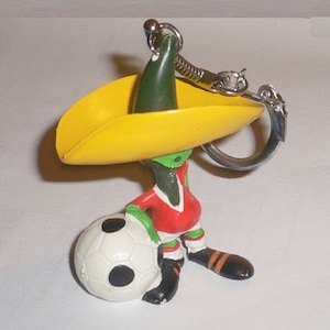 1986 FIFA World Cup Mexico Official PIQUE Mascot Figure KEYCHAIN Mexico86 Νο3 Very Nice!!!   Very Rare!!!   Free Shipping!!!