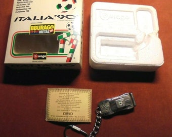 Vintage Burago Ferrari F40 Italia '90 FIFA World Cup Keyring/key