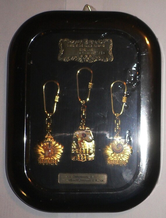 ジュエリー 1988 Olympic Games Seoul Mascot Keychains From PRESIDENT of the