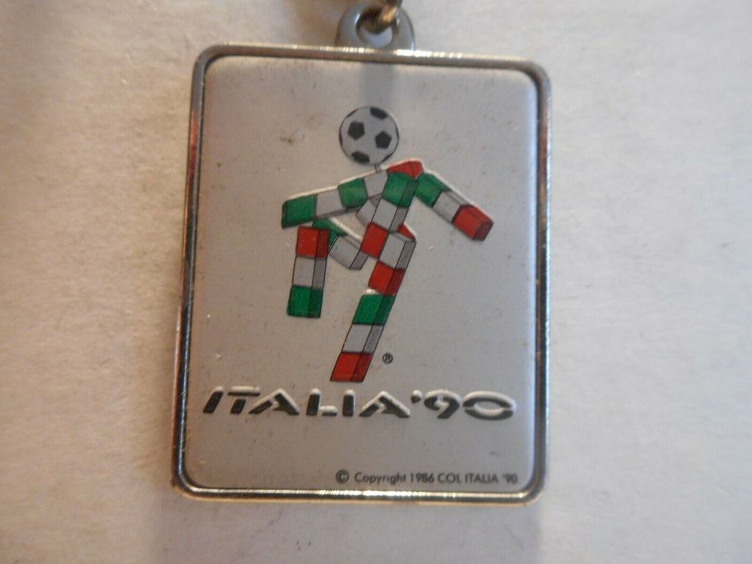 1990 FIFA World Cup Football Soccer Italy MASCOT Ciao Keyring