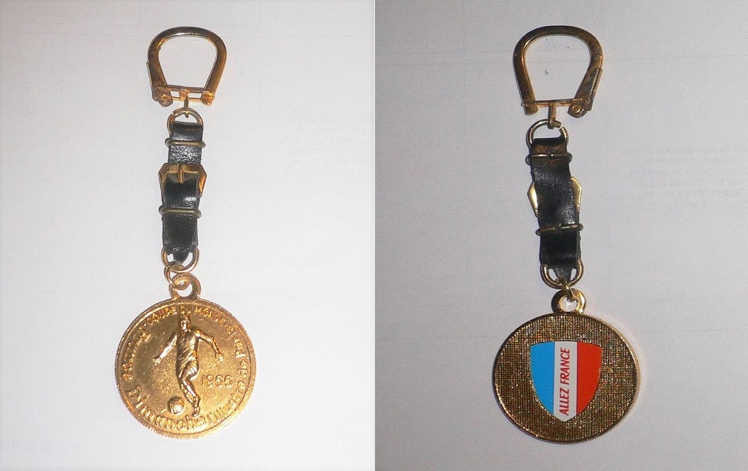 FIFA ワールドカップ 1966年 イングランド大会 キーホルダー il_1080xN.3072792266_3fc3.jpg