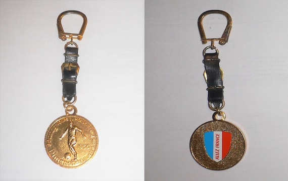 FIFA ワールドカップ 1966年 イングランド大会 キーホルダー 1966 FIFA World Cup England Football Souvenir Keychain 